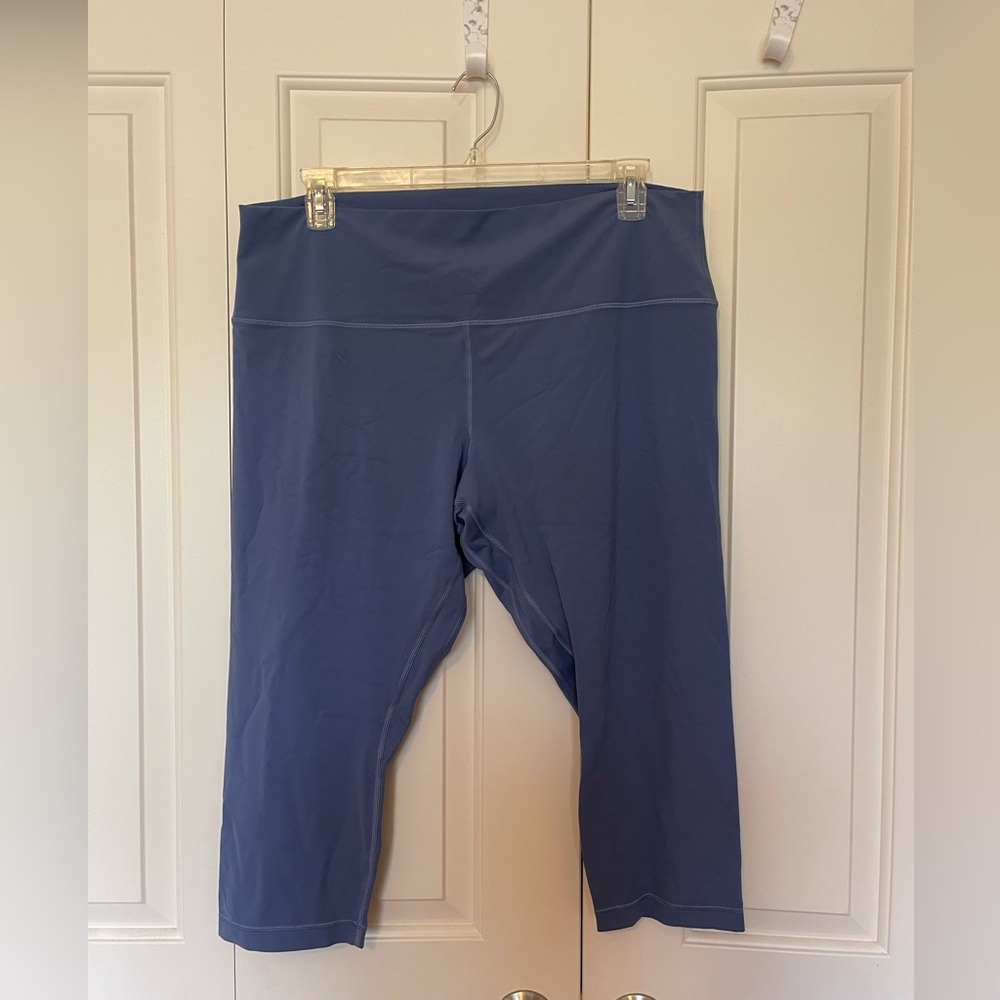 lululemon cropped leggings